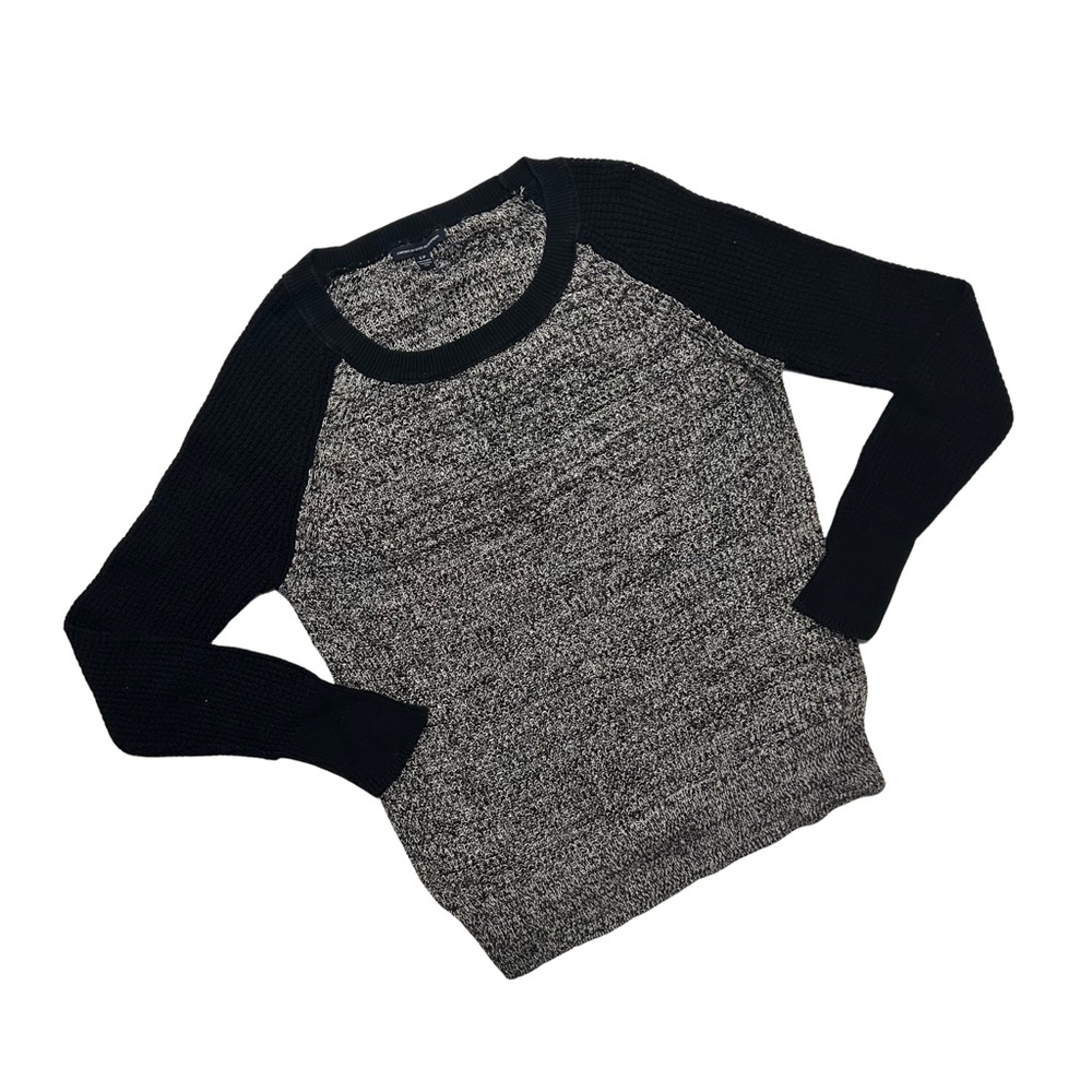 American Eagle Women’s Gray and Black Crew Neck Knit Sweater